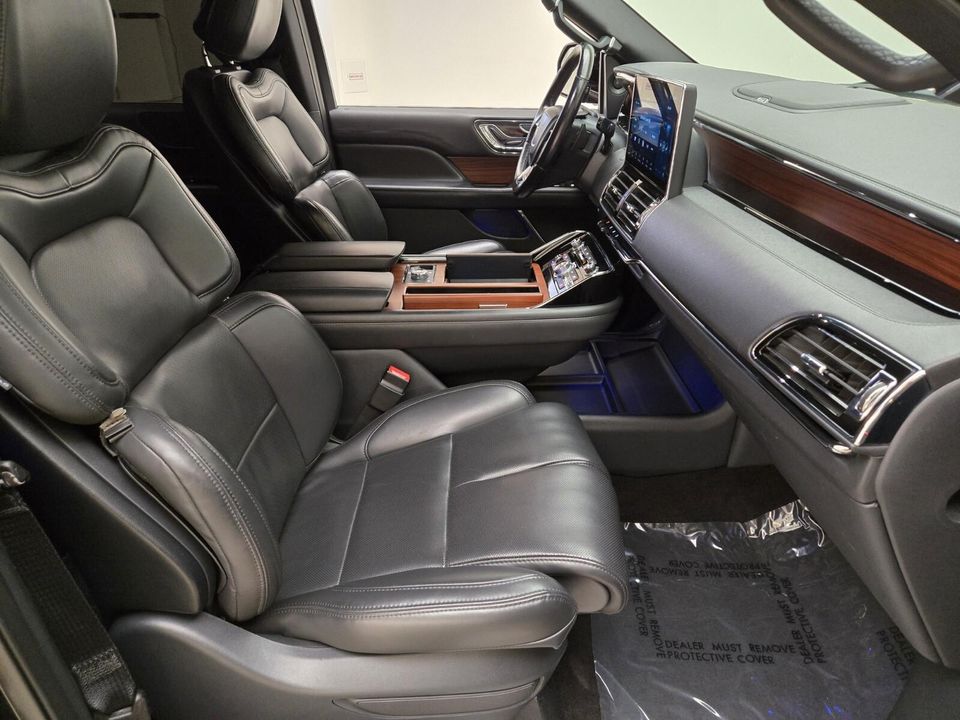 2022 Lincoln Navigator