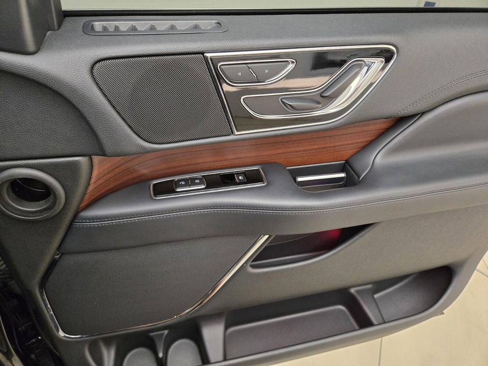 2022 Lincoln Navigator