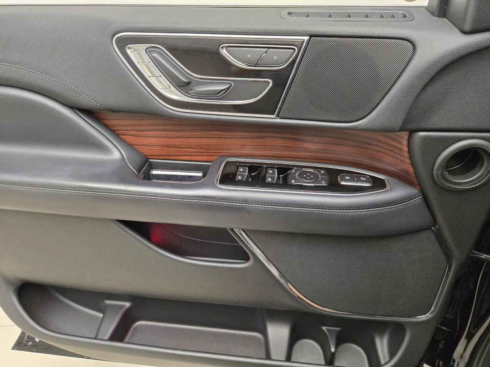 2022 Lincoln Navigator