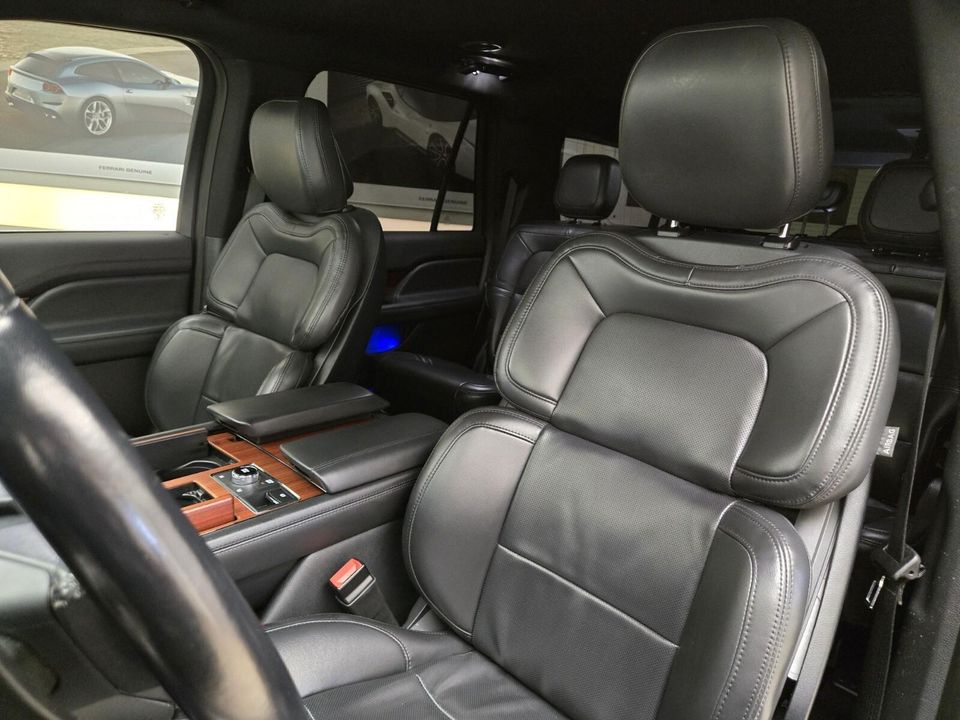 2022 Lincoln Navigator