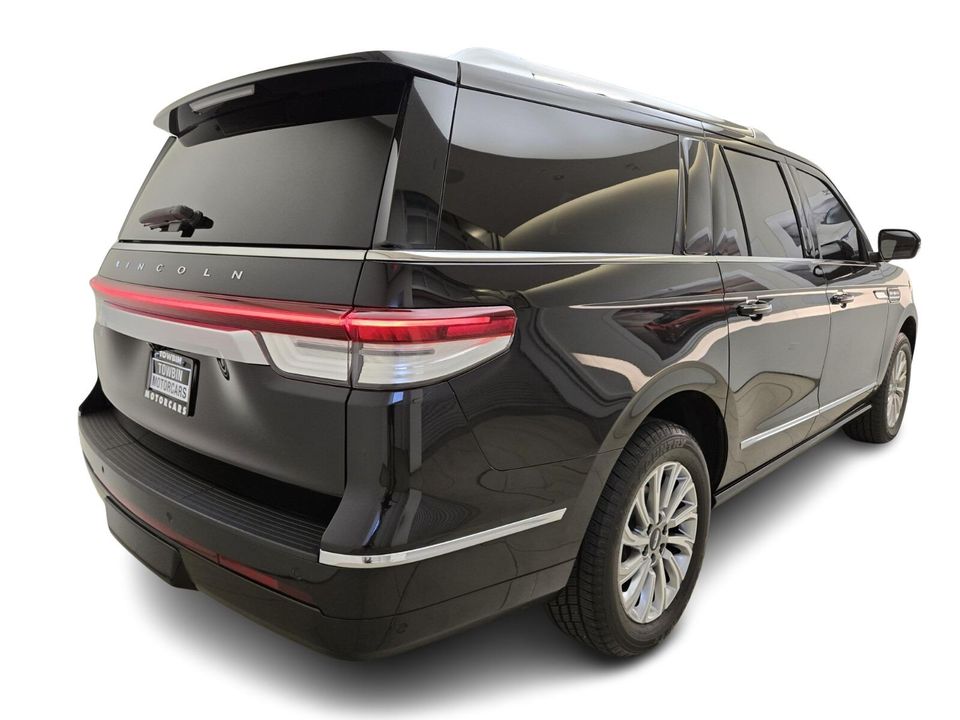 2022 Lincoln Navigator