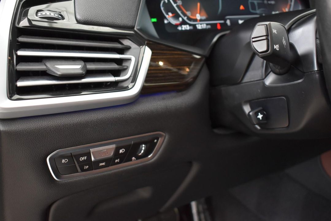 2019 BMW X5 xDrive40i Sports Activity w/M Sport Pkg, Coffee, Vernasca Leather Uphols