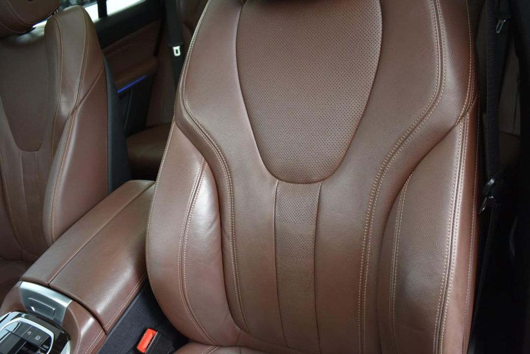 2019 BMW X5 xDrive40i Sports Activity w/M Sport Pkg, Coffee, Vernasca Leather Uphols