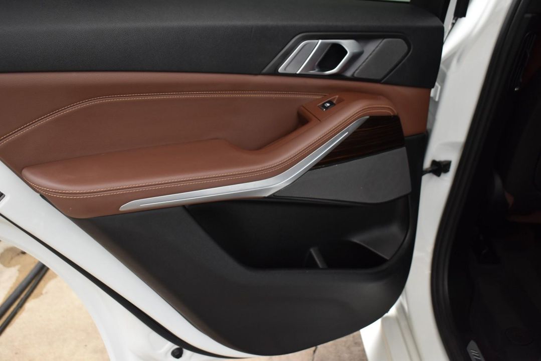 2019 BMW X5 xDrive40i Sports Activity w/M Sport Pkg, Coffee, Vernasca Leather Uphols