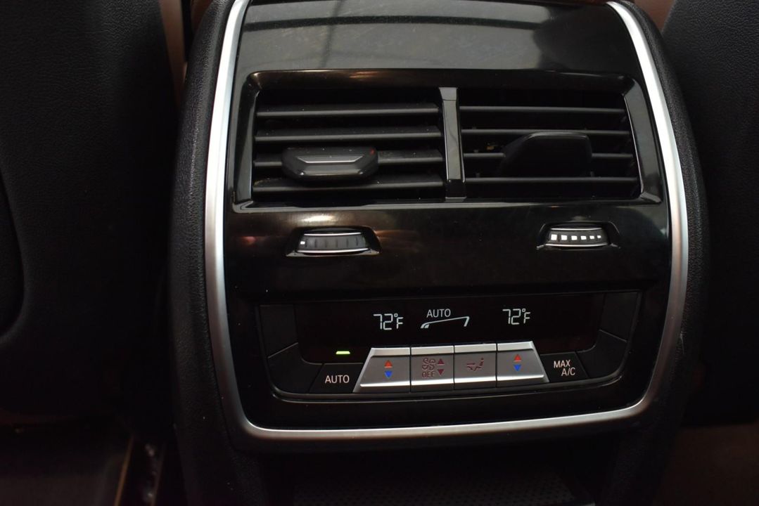 2019 BMW X5 xDrive40i Sports Activity w/M Sport Pkg, Coffee, Vernasca Leather Uphols