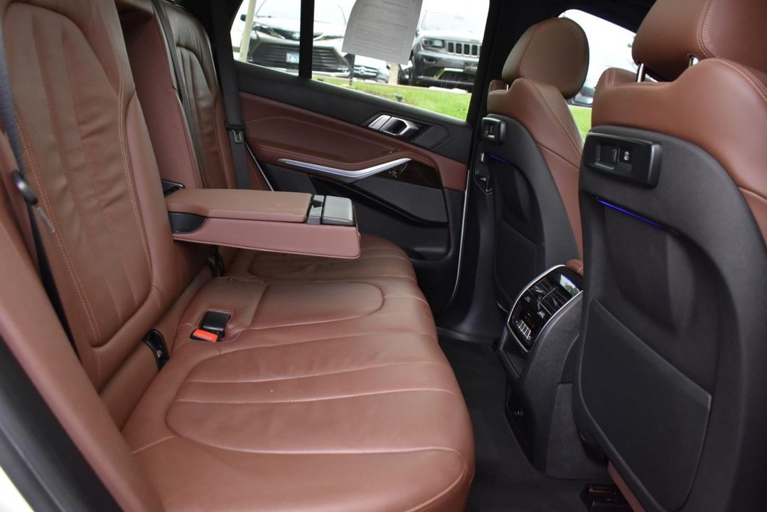 2019 BMW X5 xDrive40i Sports Activity w/M Sport Pkg, Coffee, Vernasca Leather Uphols