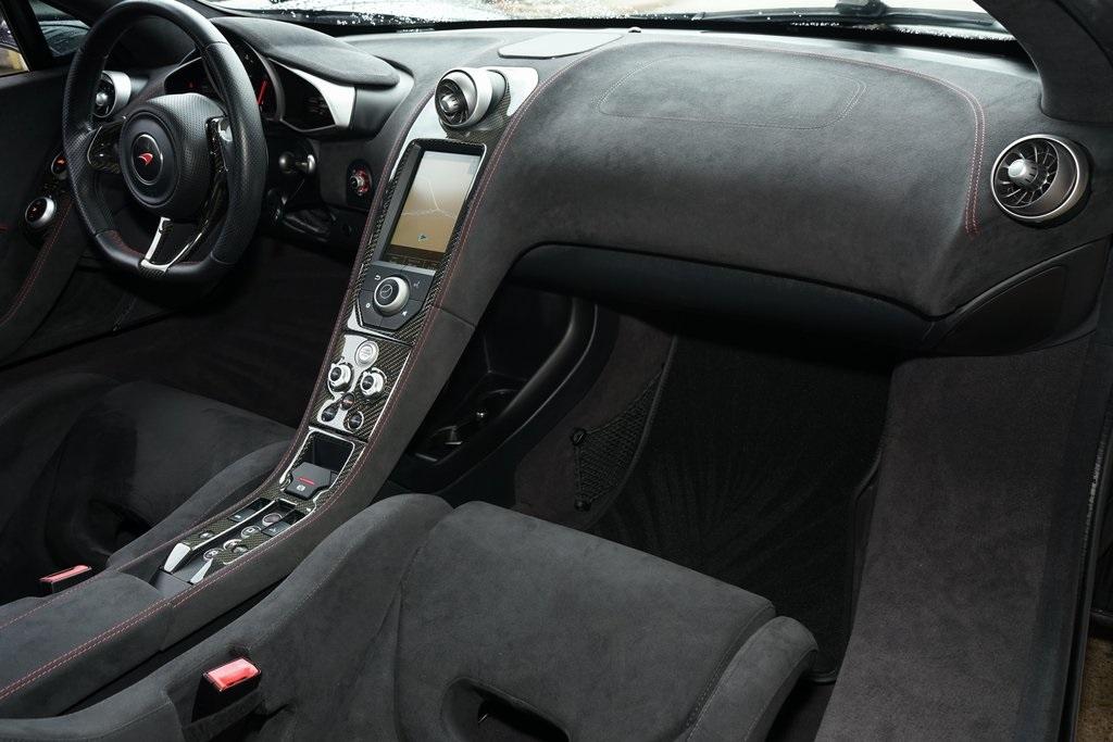 2015 McLaren 650S