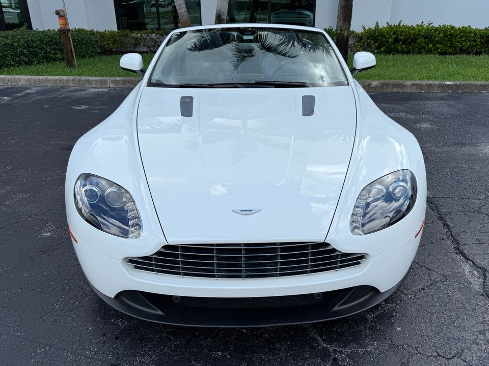 2014 Aston Martin V8 Vantage