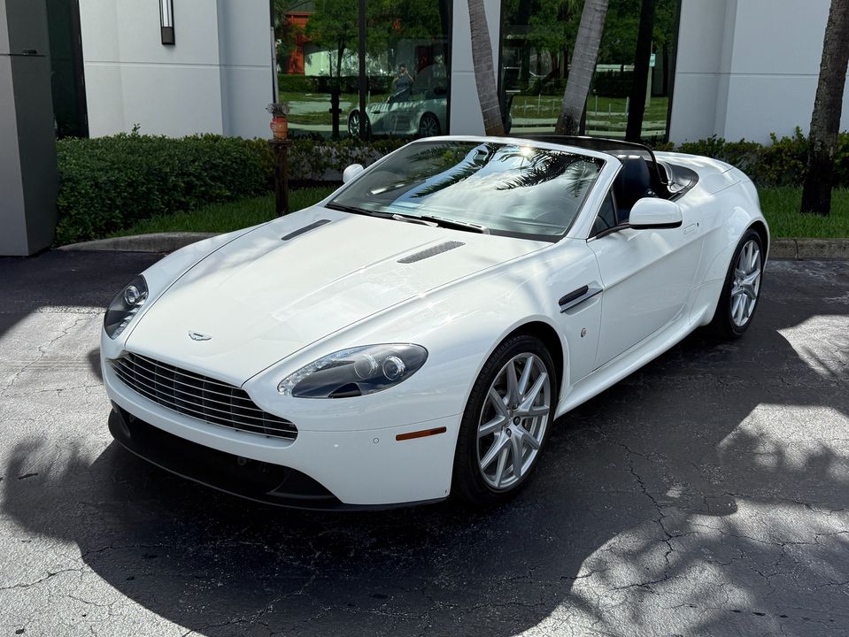 2014 Aston Martin V8 Vantage