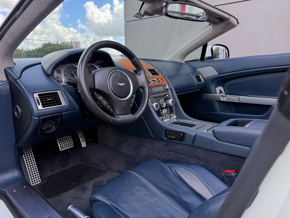 2014 Aston Martin V8 Vantage