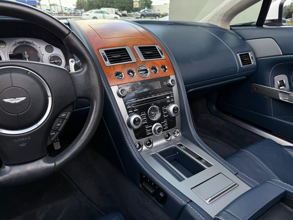 2014 Aston Martin V8 Vantage