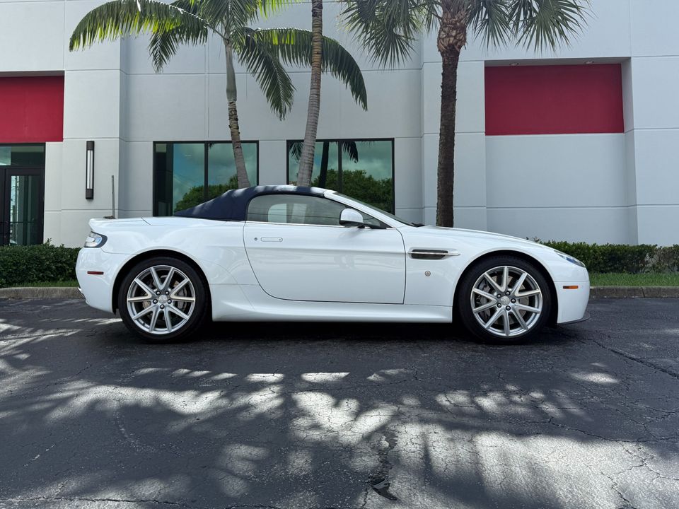 2014 Aston Martin V8 Vantage