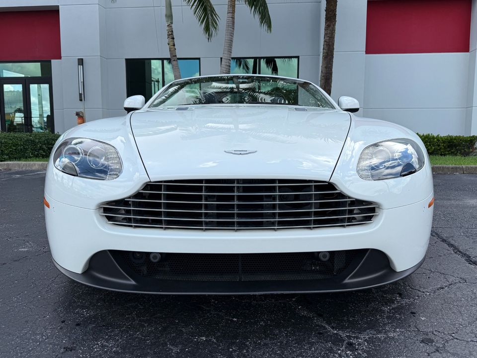 2014 Aston Martin V8 Vantage