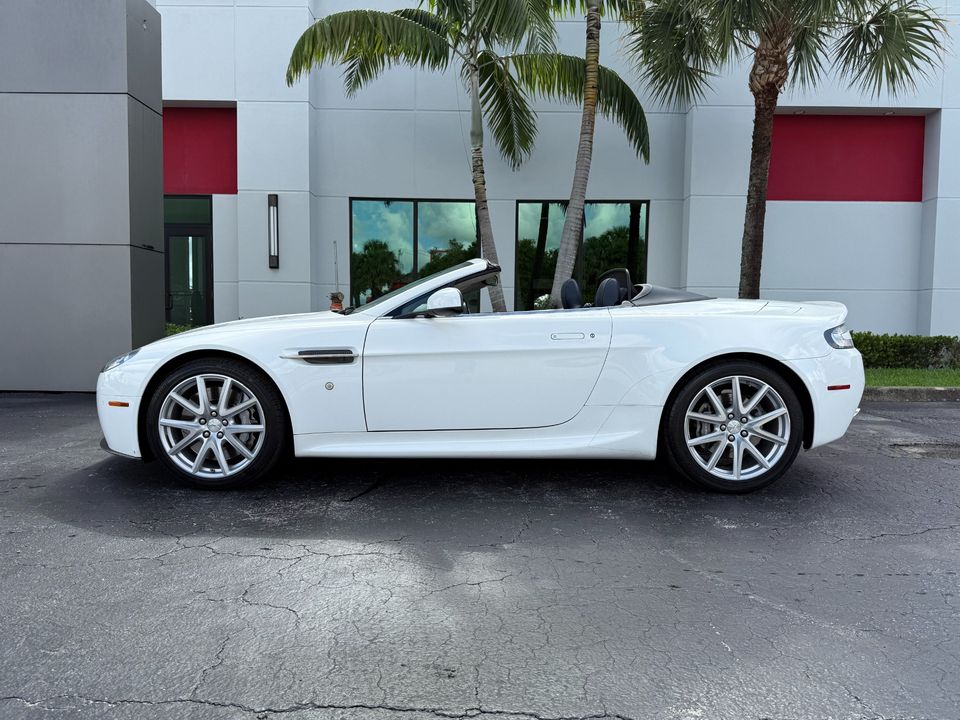 2014 Aston Martin V8 Vantage