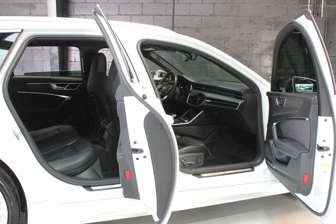 2023 Audi RS 6 Avant