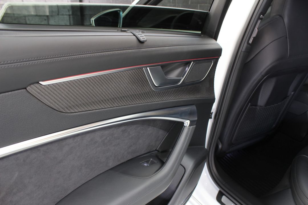 2023 Audi RS 6 Avant