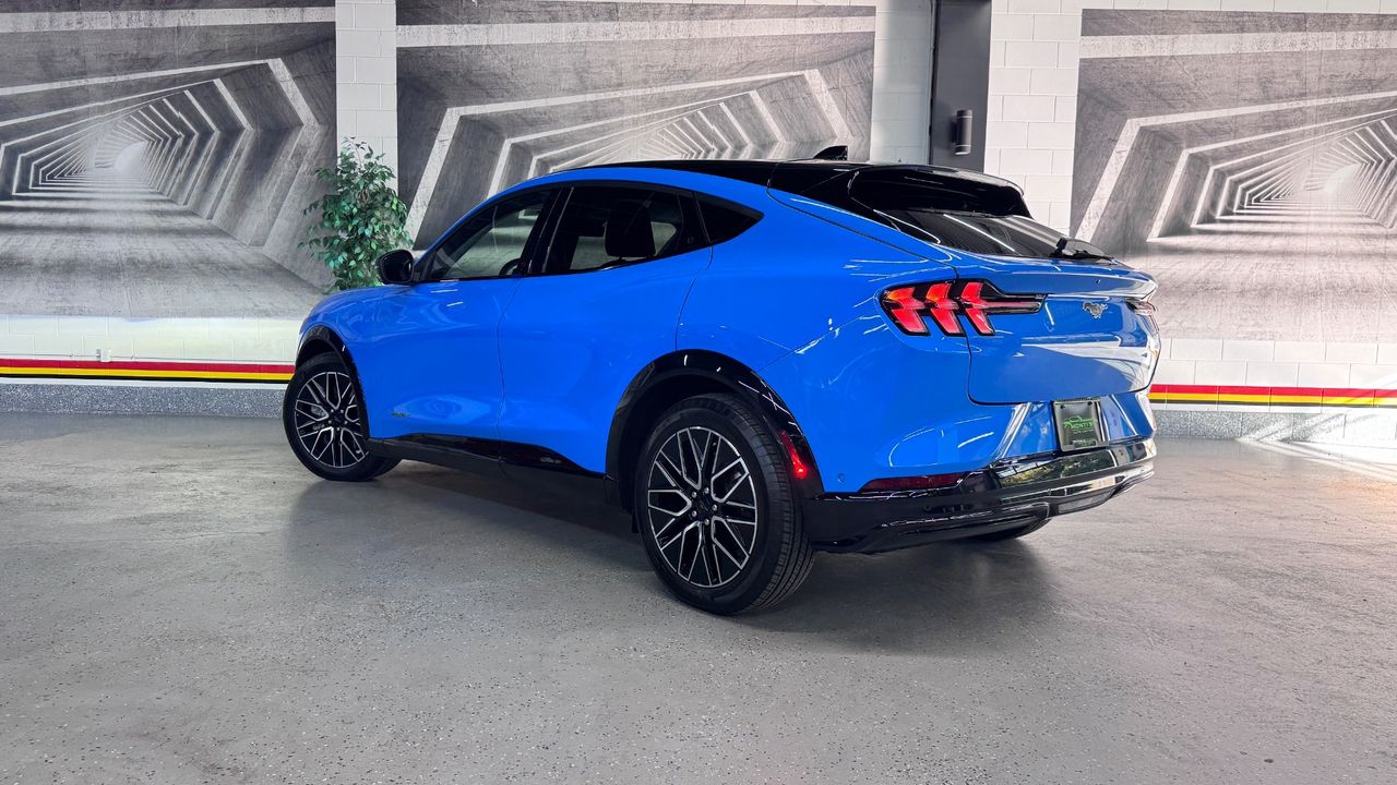 2024 Ford Mustang Mach-E