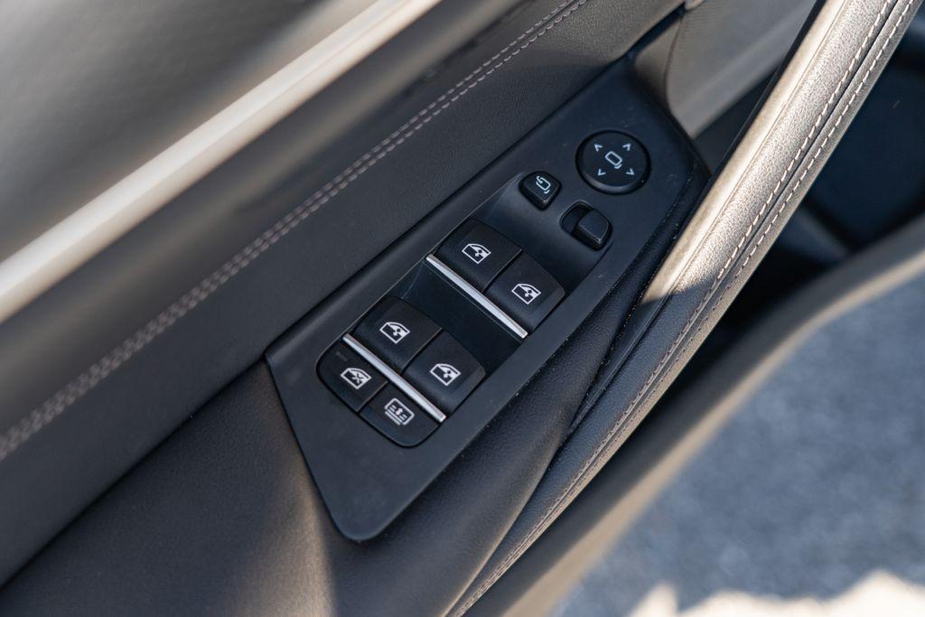 2022 BMW 5 Series