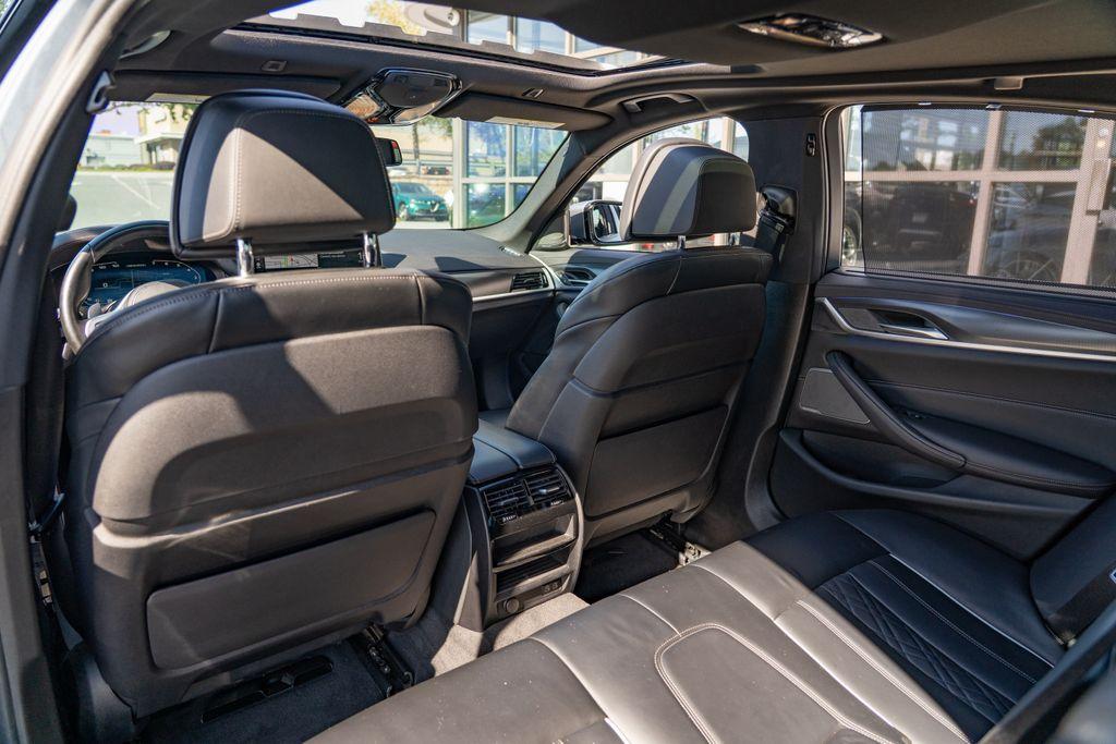 2022 BMW 5 Series