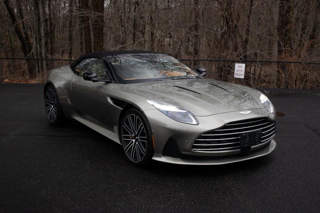 2025 Aston Martin DB12