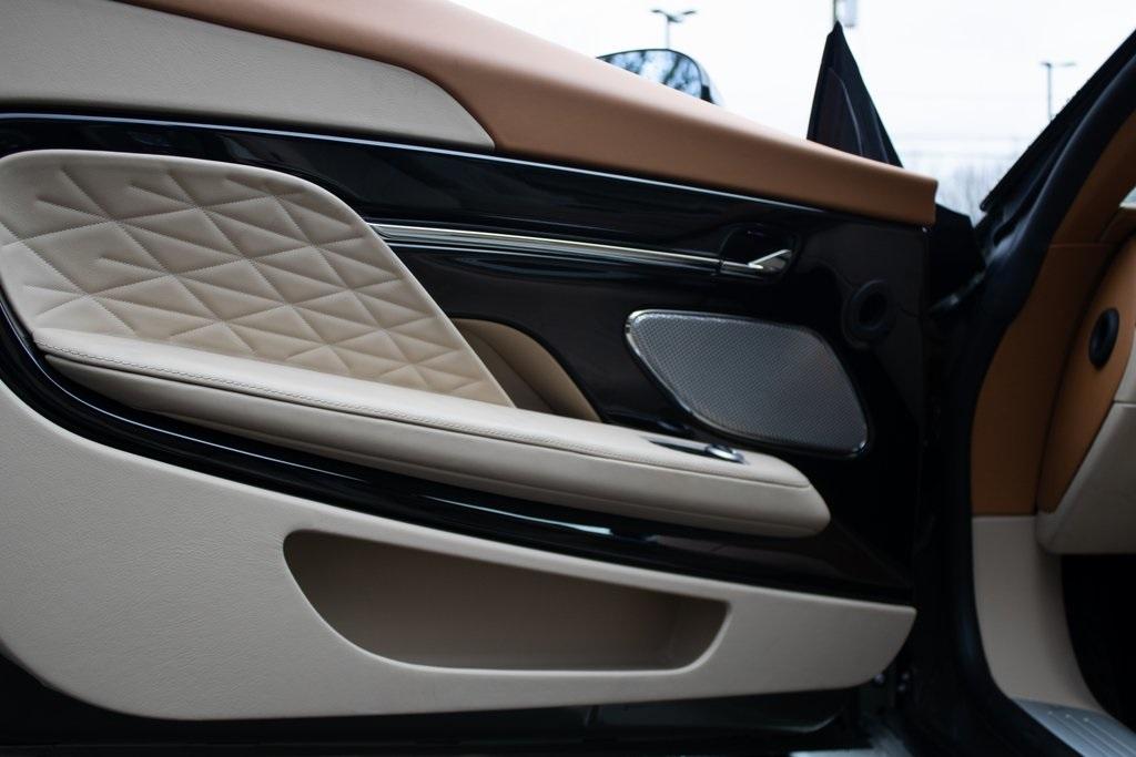 2025 Aston Martin DB12