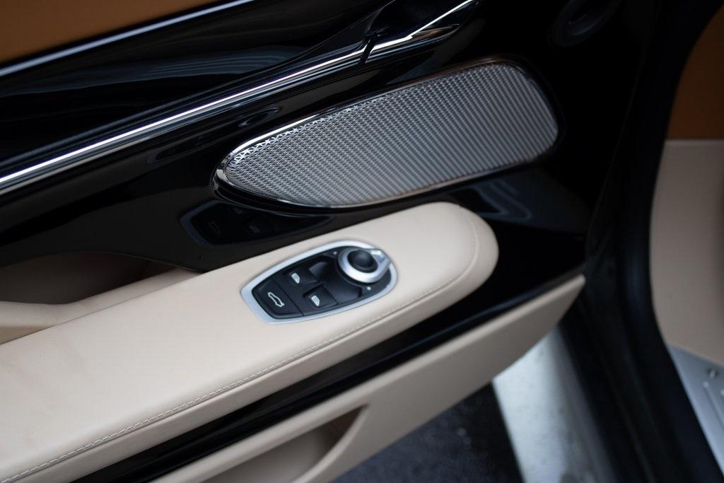 2025 Aston Martin DB12