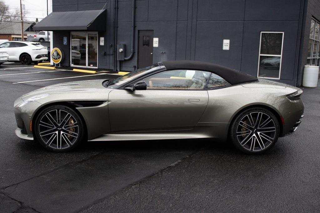 2025 Aston Martin DB12