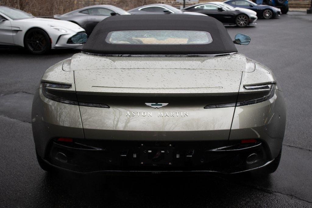 2025 Aston Martin DB12