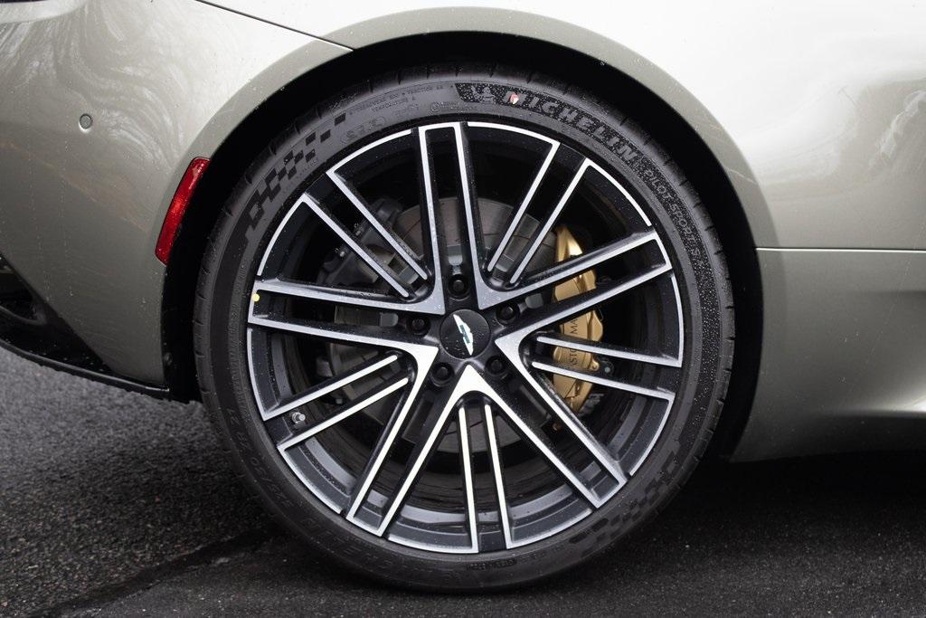 2025 Aston Martin DB12