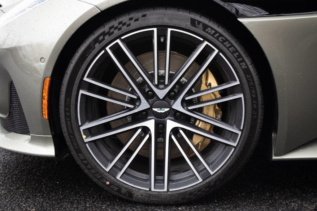 2025 Aston Martin DB12