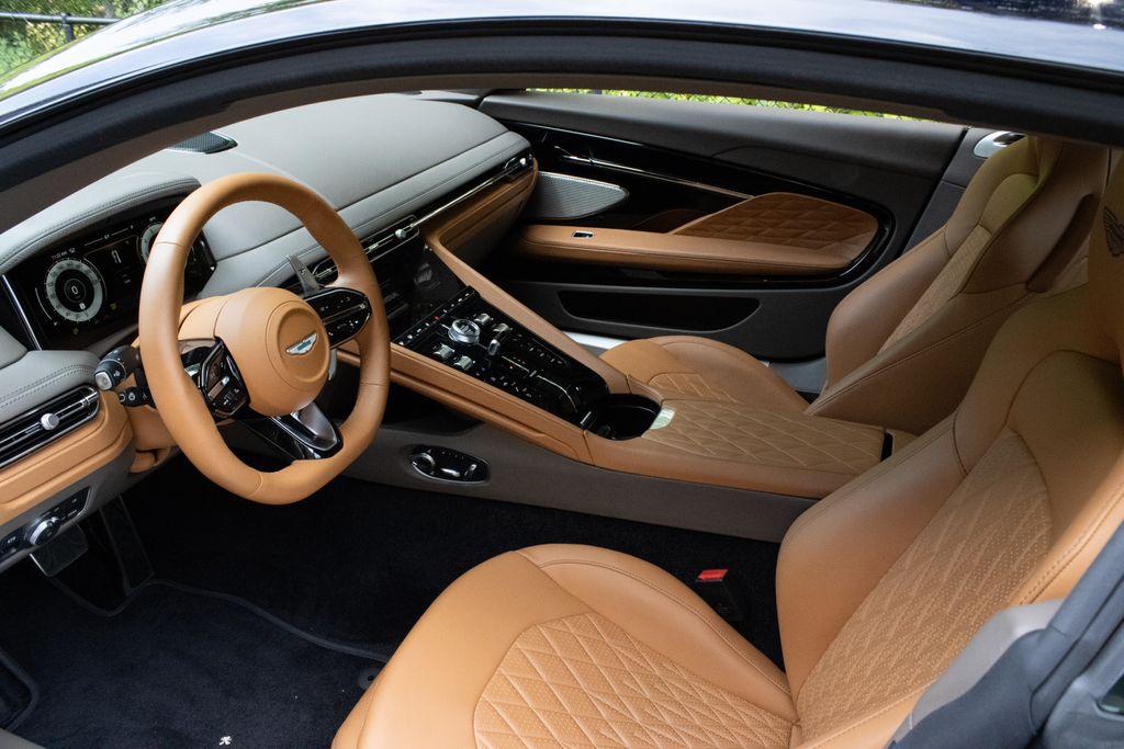 2024 Aston Martin DB12