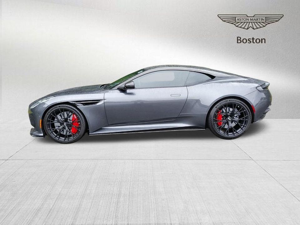 2024 Aston Martin DB12