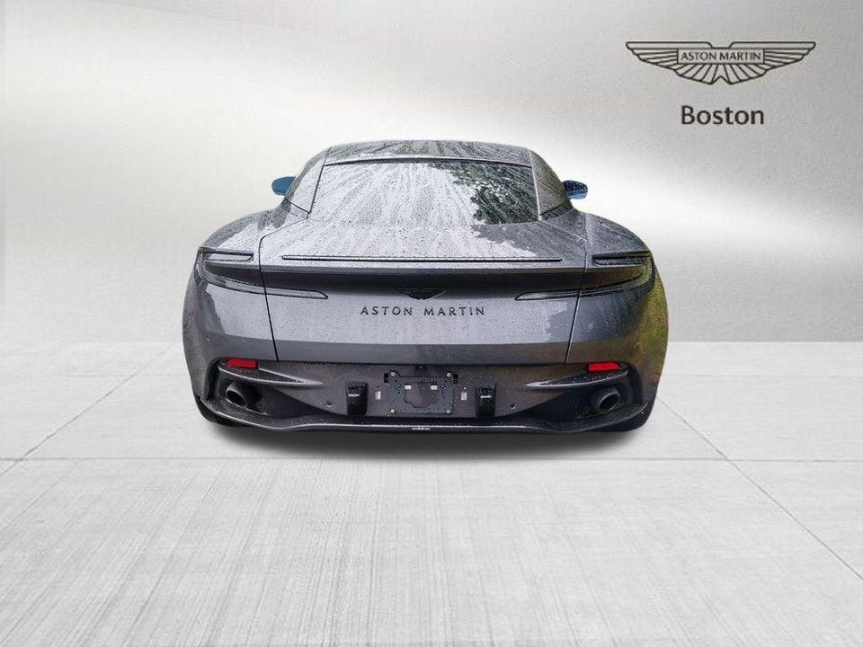 2024 Aston Martin DB12