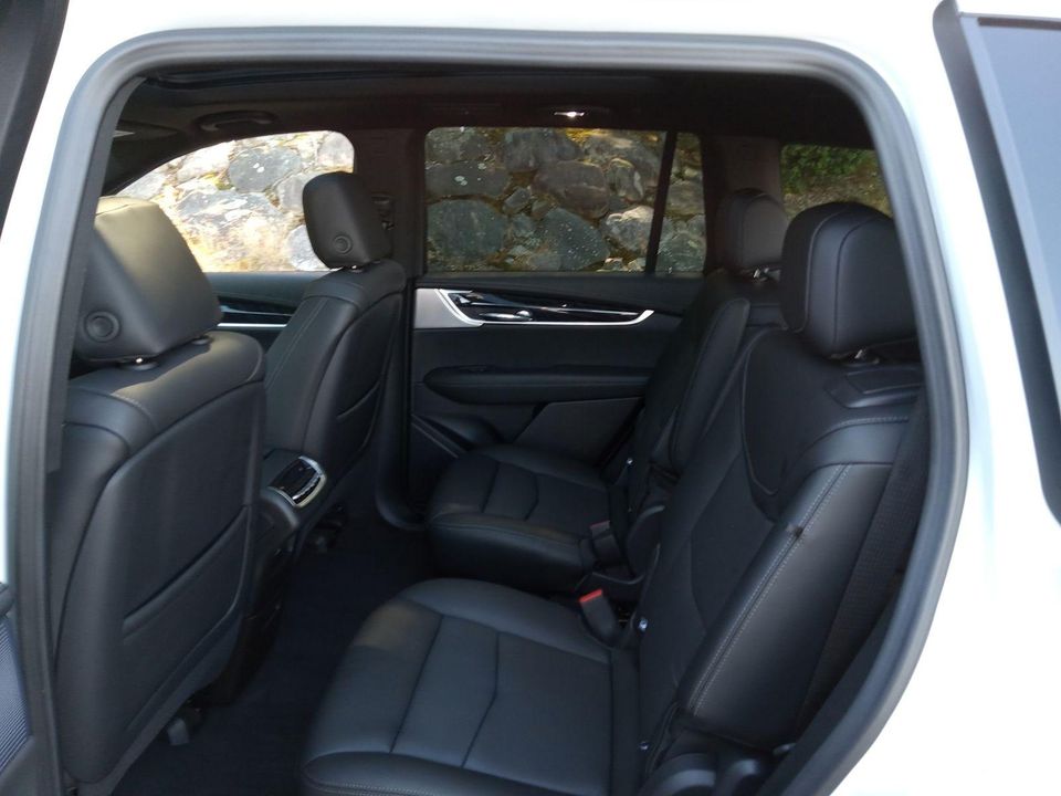 2024 Cadillac XT6