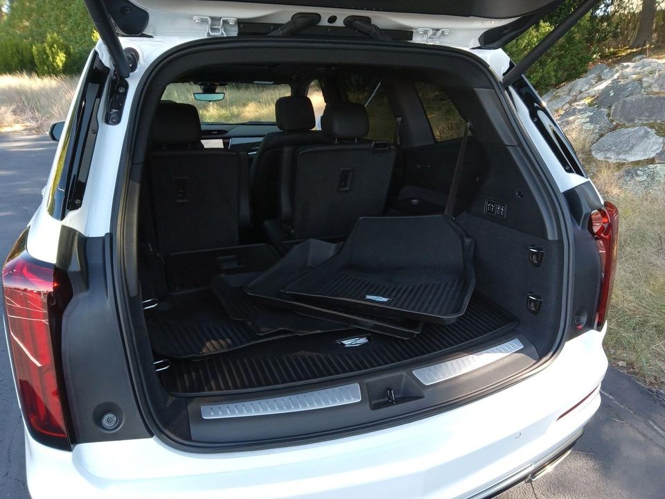 2024 Cadillac XT6