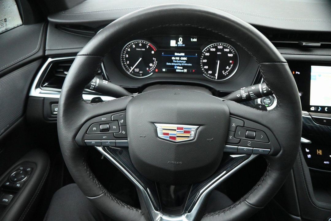 2024 Cadillac XT6