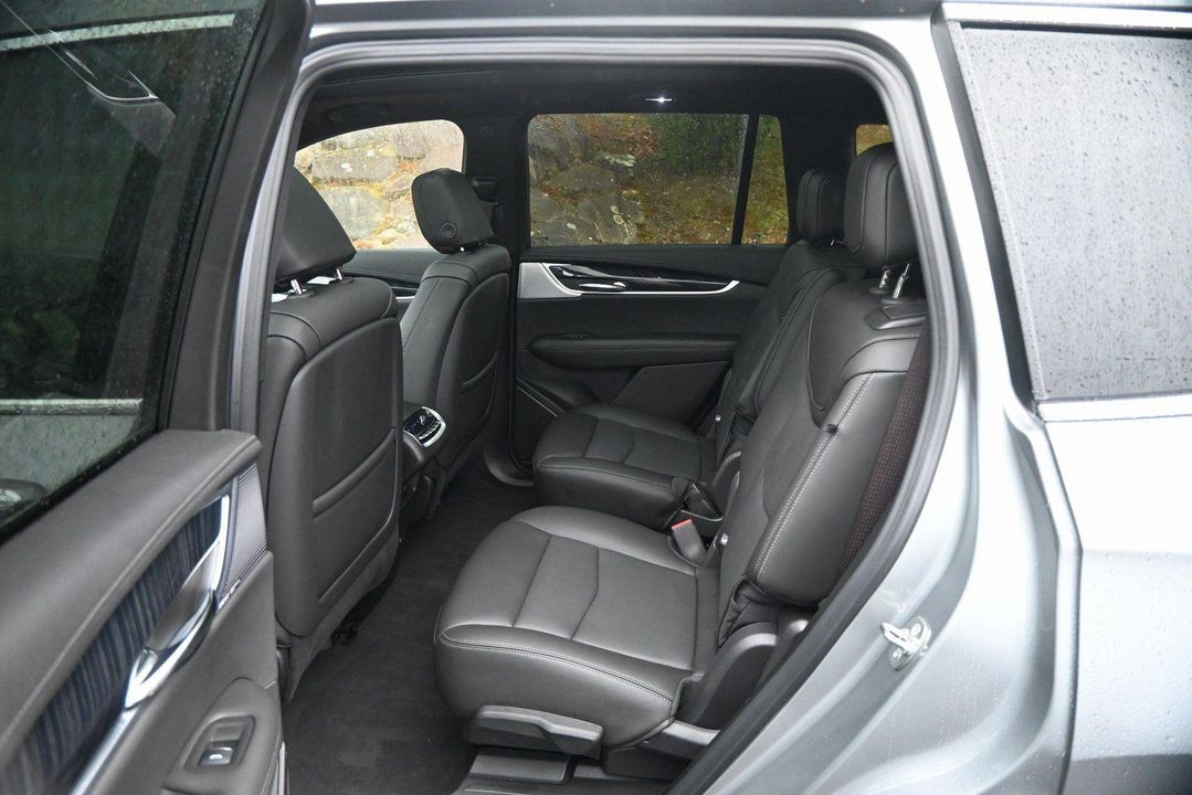 2024 Cadillac XT6
