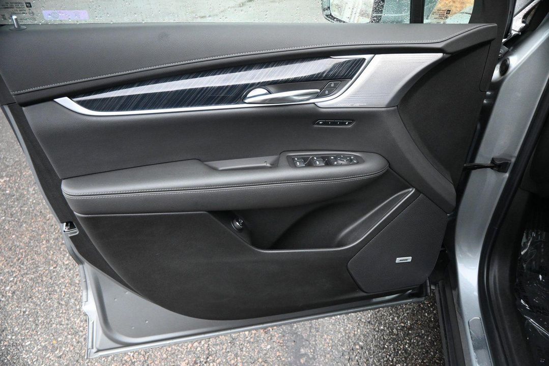 2024 Cadillac XT6