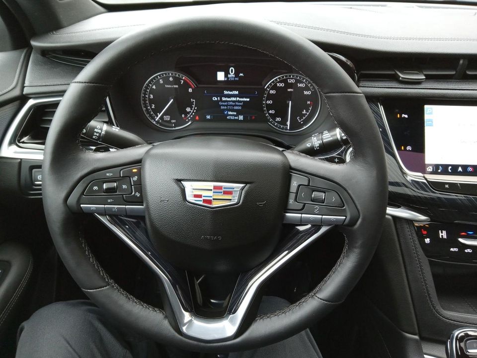 2024 Cadillac XT6