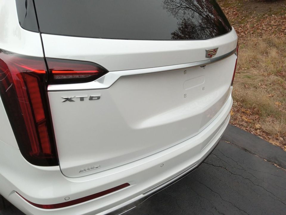 2024 Cadillac XT6