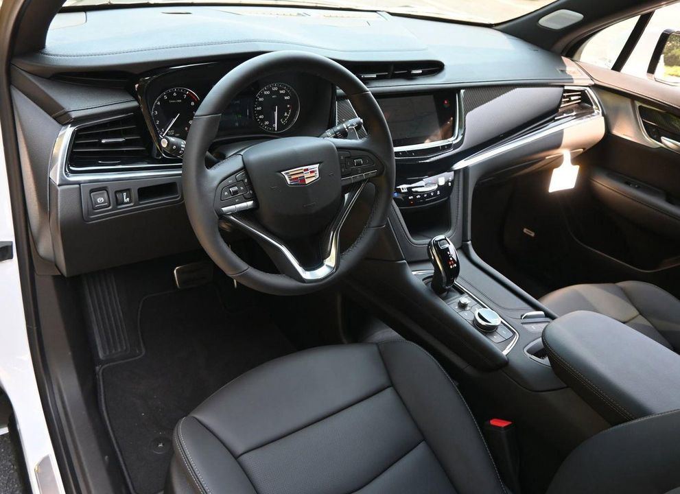 2024 Cadillac XT6
