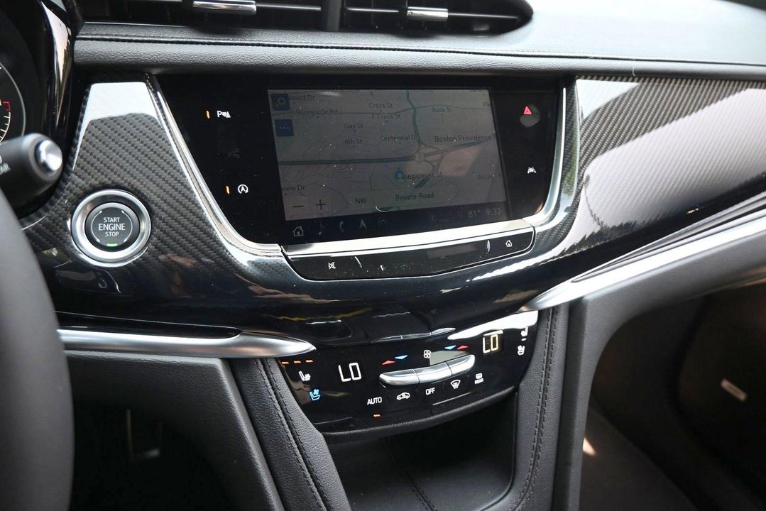 2024 Cadillac XT6