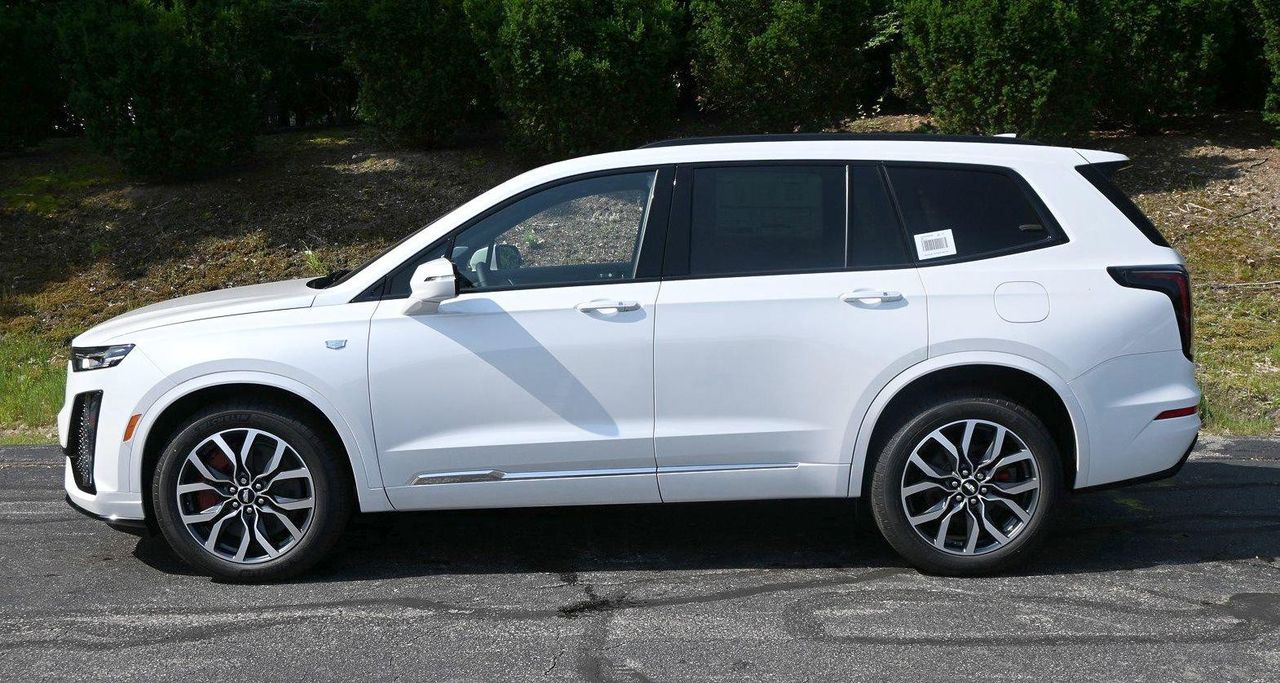 2024 Cadillac XT6