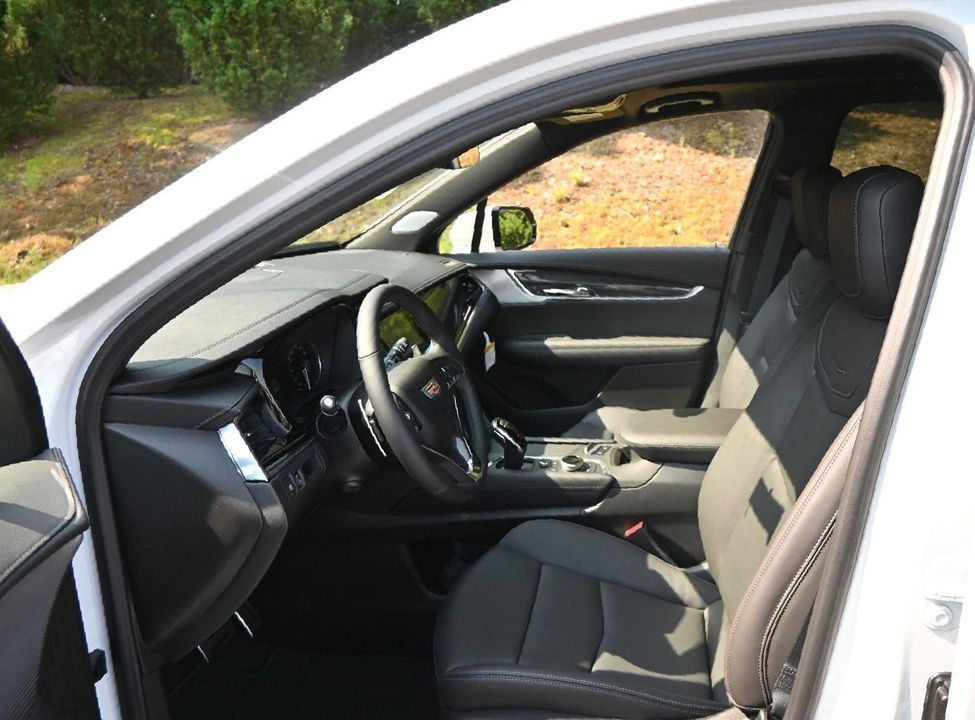 2024 Cadillac XT6
