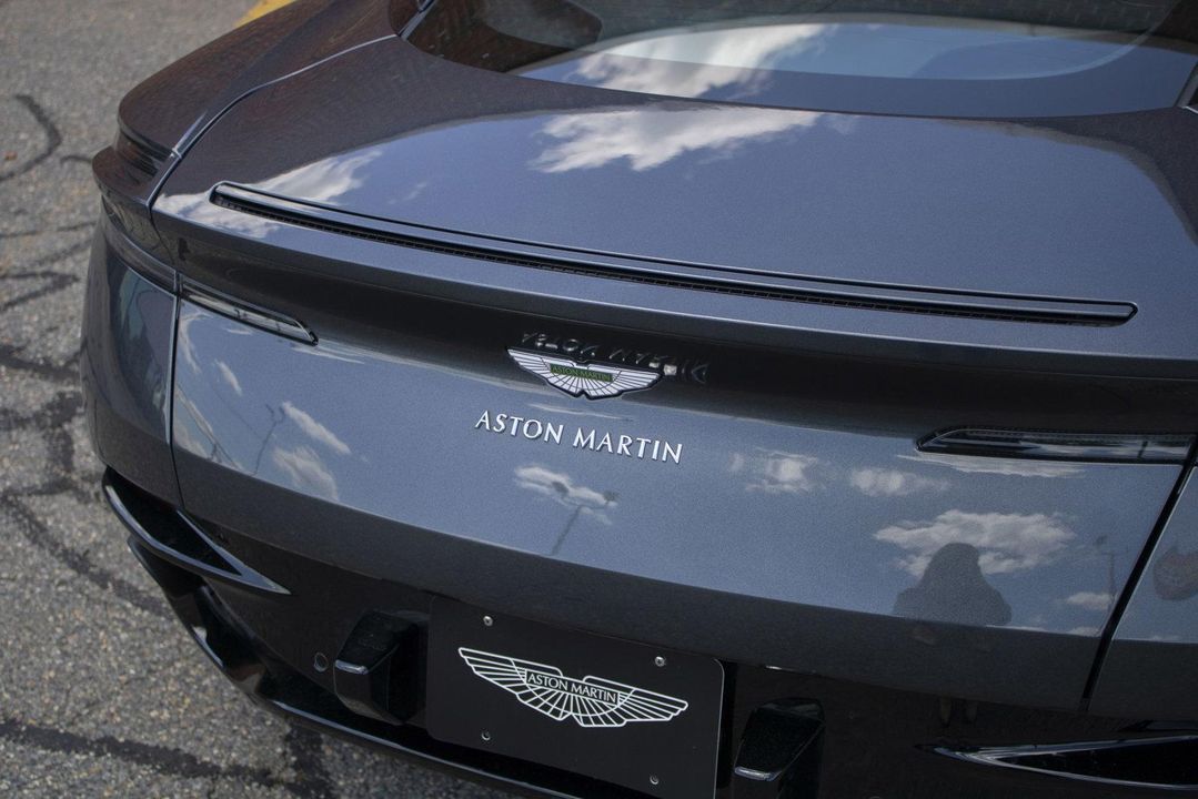 2021 Aston Martin DB11
