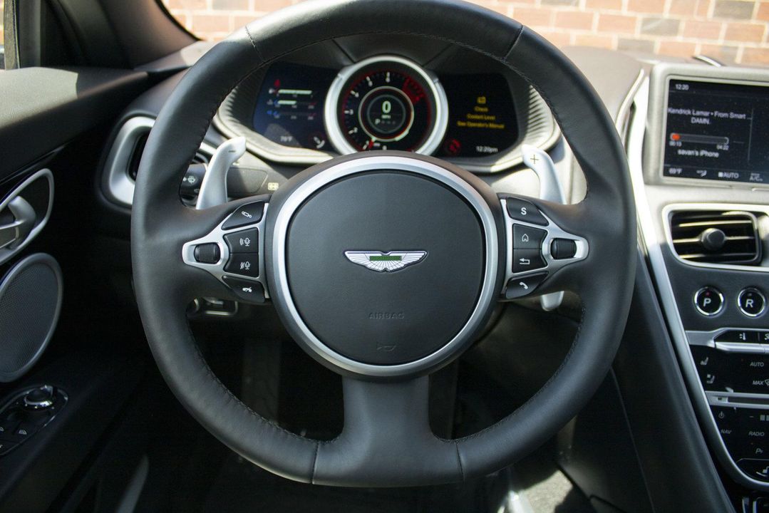 2021 Aston Martin DB11