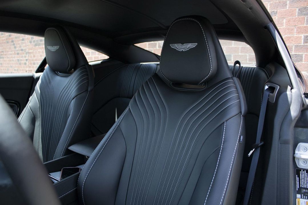 2021 Aston Martin DB11