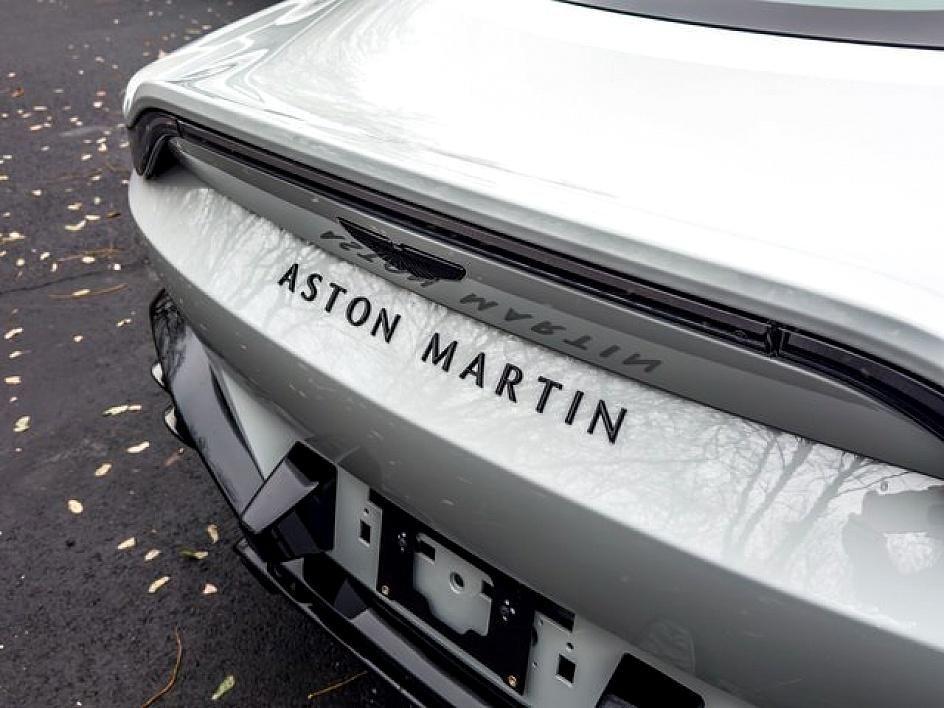 2025 Aston Martin Vantage