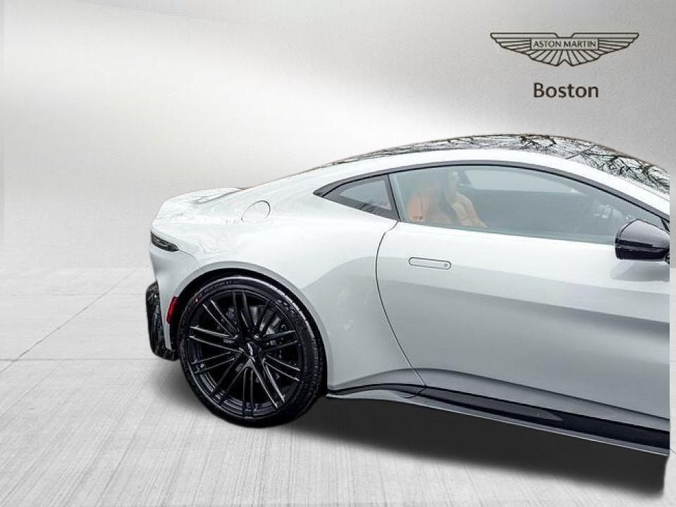 2025 Aston Martin Vantage