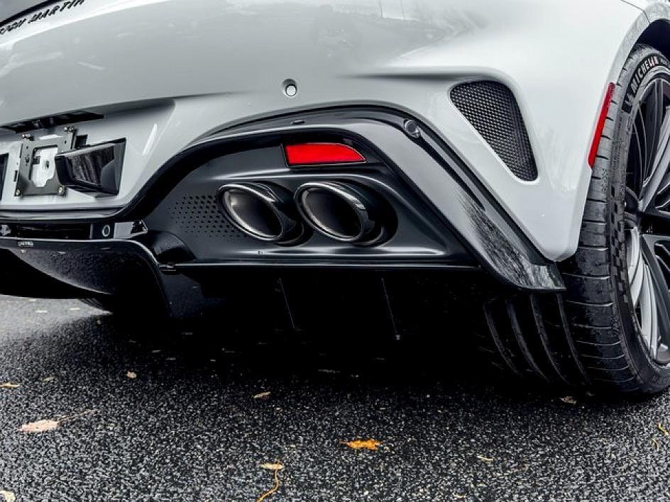 2025 Aston Martin Vantage